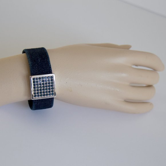 Used SWAROSKI Blue Cristal Jeans Cuff Bracelet Women - Picture 3 of 7